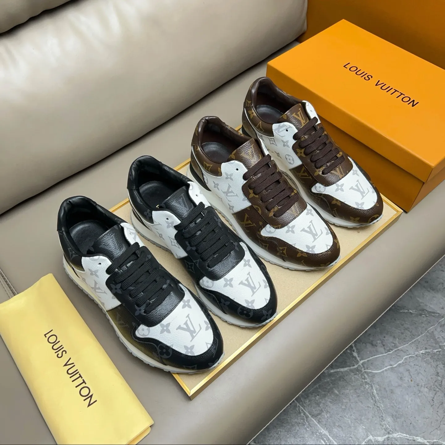 Men's shoes: 400💰 [LV] New models from the catwalk, available at the same time at counters, top purchasing agents 🔍🔍Italian imported rubber waterproof fabric, lining made of water-dyed sheepskin, soles: original soles specially provided by the original factory, exclusive molded feet, super comfortable, follow orders, 💪Details determine quality, we only make shoes with care, you can go in and out of the counter at will, welcome to compare. Number of yards: 38-44 (45 yards can be customized)